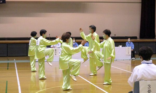 １位を獲得したすばるチームの素晴らしい演武