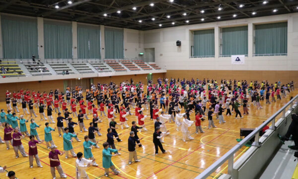 多彩な演武に幅広く同好者同士の交流を図ることができた