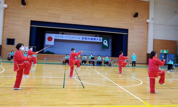 全日本選抜大会に加えて選抜に関わらない交流大会も実施