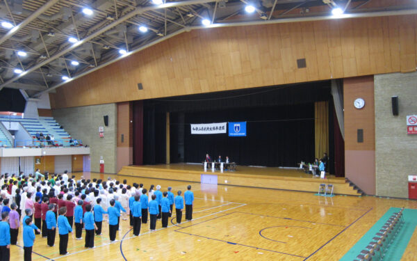 太極拳愛好者の皆さんが一堂に会して交流を深めた