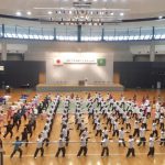 飛び入り参加もできる恒例の24式太極拳の集団演武