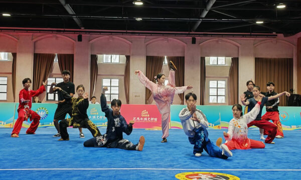 キャンプの最後に参加選手で演武を実施
