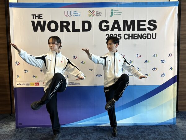 齋藤志保選手と村上僚選手が壮行会に参加