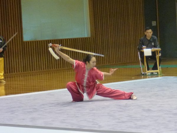 女子長拳短器械・国際第三套路 １位 安藤里紗選手（富山）