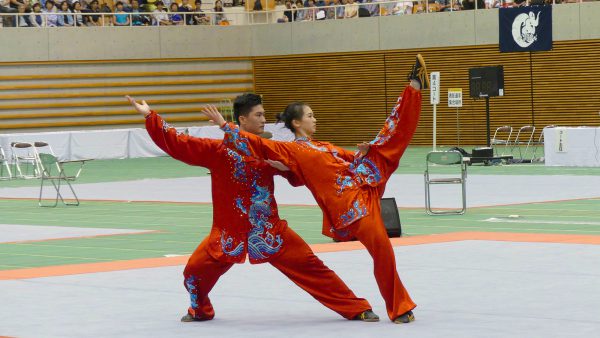 美しい混双太極拳の特別演武に会場が魅了される