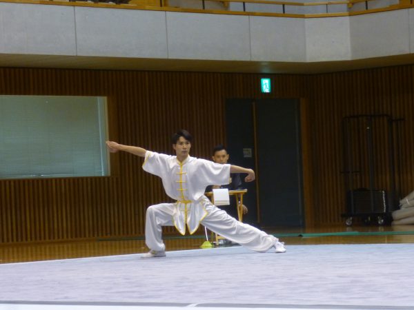 男子長拳・国際第三套路 １位 奥村瑛仁選手（静岡）