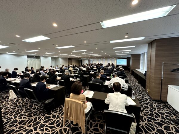 コンプライアンス研修を実施