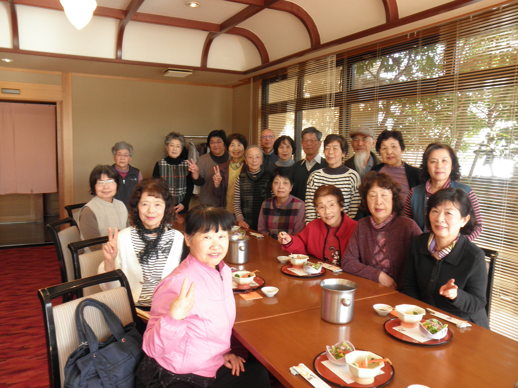 河原晃子講師と新田同好会