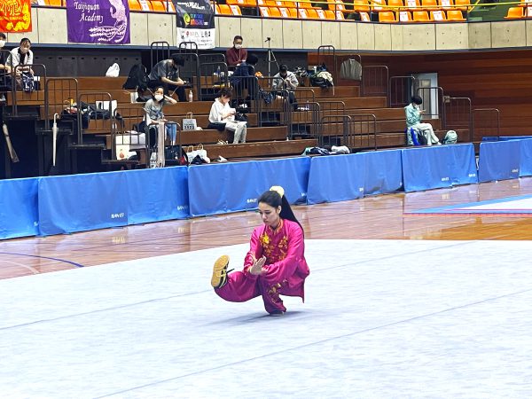 棟方ひより選手（北海道）によるジュニア太極拳２の演武