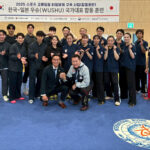 キム会長と孫建明常務理事を中心に記念撮影