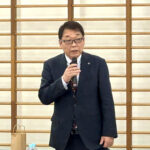 代表理事報告を行う川﨑雅雄副会長