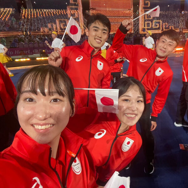 結団式で笑顔を見せる日本代表選手たち
