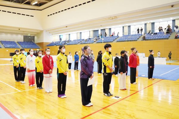 代表表彰式にて整然と並ぶジュニア選手たち