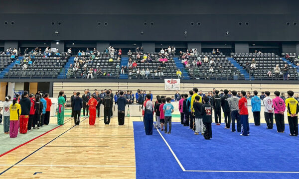 代表表彰式にて選手一同が並ぶ